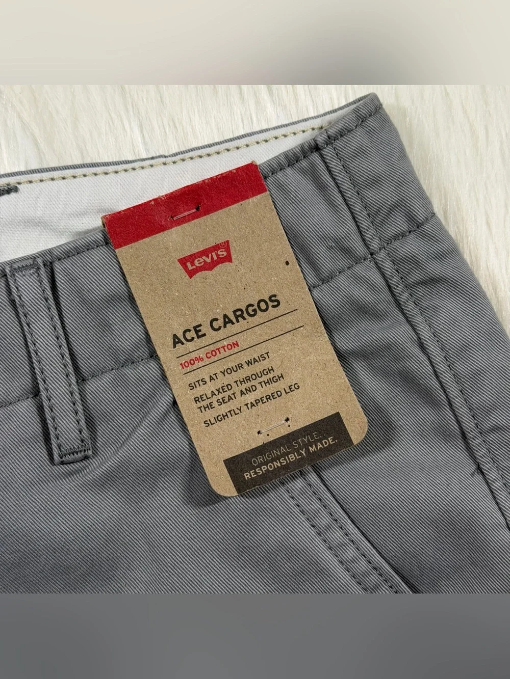 Levi's Men's Size 32 X 34 Grey Ace Cargo Pants